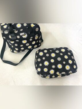 Madden Girl Black Daisy Print Travel Weekender and Pouch Set